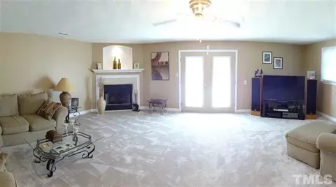 1508 Rowemont Dr, Durham, NC 27705 photo 5