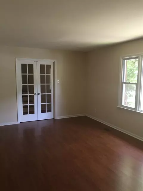 951 Clarion Dr, Durham, NC 27705 photo 4
