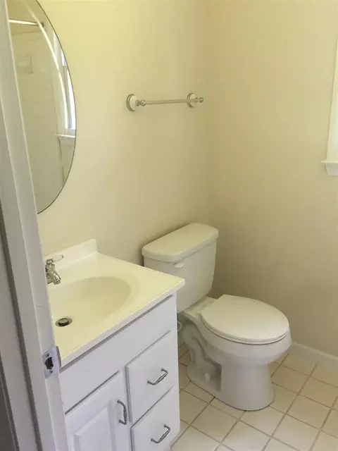 951 Clarion Dr, Durham, NC 27705 photo 8