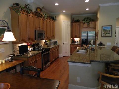 340 Sunstone Dr, Cary, NC 27519 photo 3