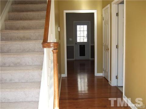604 Arbor Greene Dr, Garner, NC 27529 photo 2