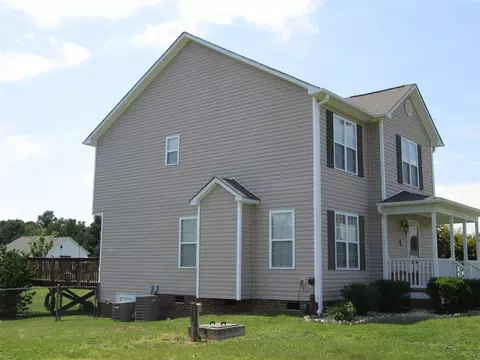 38 Beadle Ct, Smithfield, NC 27577 photo 2
