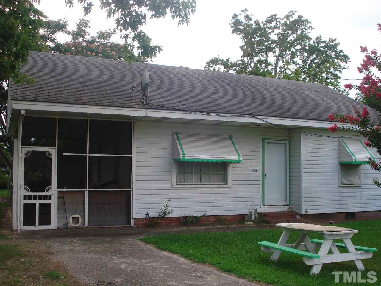 604 Pendergraft Rd, Bunnlevel, NC 28323 photo 1