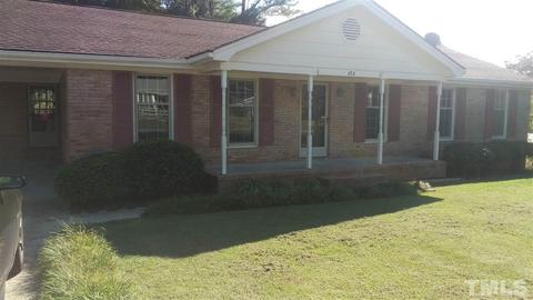 102 Castle Dr, Smithfield, NC 27577 photo 1