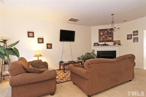 109 Graystar Rd, Apex, NC 27502 photo 3