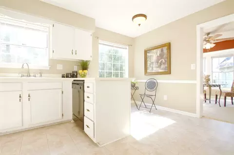 4213 Bluffs Ln, Durham, NC 27712 photo 10