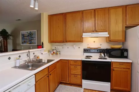 2602 Dwight Pl, Raleigh, NC 27610 photo 9