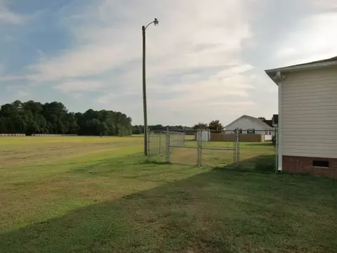 101 Covington Ln, Dunn, NC 28334 photo 24