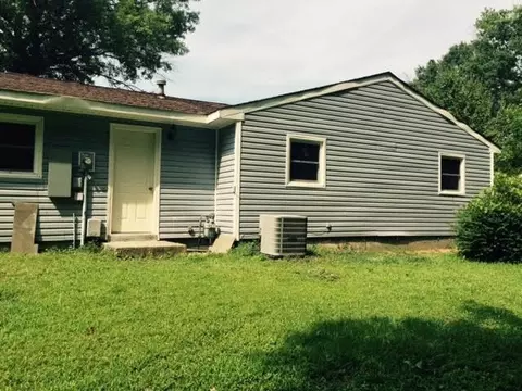 6 Kramer Pl, Durham, NC 27703 photo 2