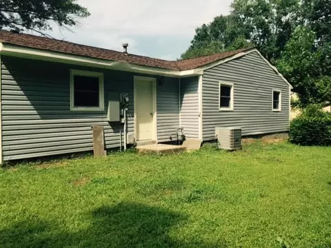 6 Kramer Pl, Durham, NC 27703 photo 3