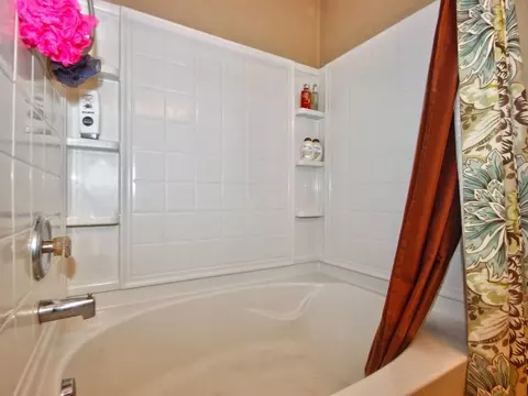 4 Castlewell Pl, Durham, NC 27703 photo 16