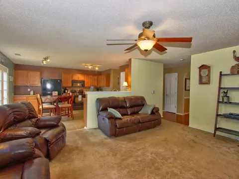 4 Castlewell Pl, Durham, NC 27703 photo 6