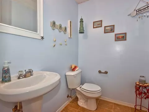 4 Castlewell Pl, Durham, NC 27703 photo 12
