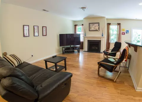 244 Kylemore Cir, Cary, NC 27513 photo 4
