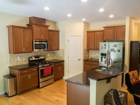 244 Kylemore Cir, Cary, NC 27513 photo 2