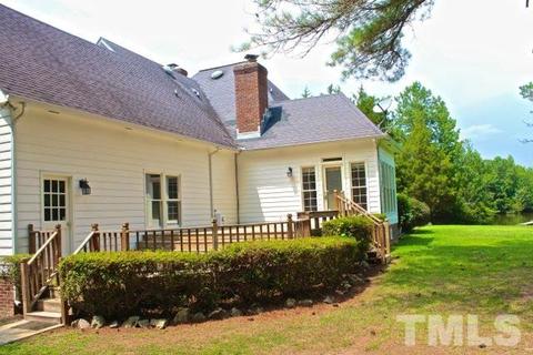 61 Gardner Rd, Castalia, NC 27816 photo 4