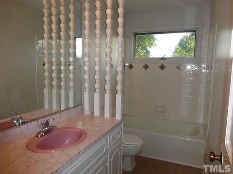 106 Pandora Cir, Erwin, NC 28339 photo 13