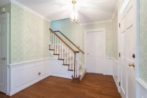 702 Chestnut Dr, Smithfield, NC 27577 photo 3