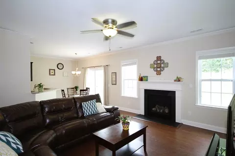 4610 Cottendale Dr, Durham, NC 27703 photo 11