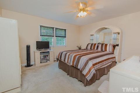 807 Clarion Dr, Durham, NC 27705 photo 12