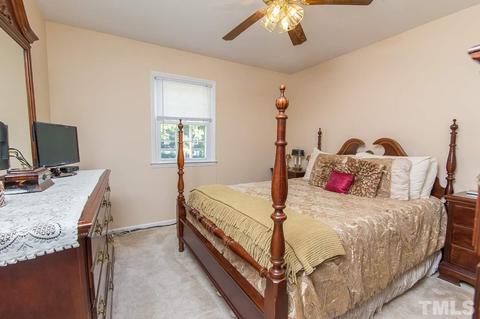 807 Clarion Dr, Durham, NC 27705 photo 15