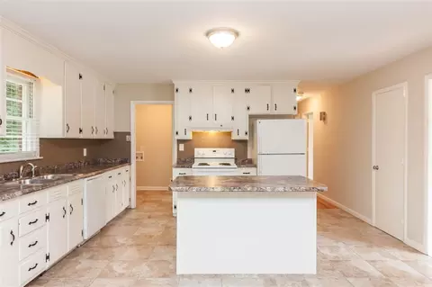 1708 Lakeside Dr, Garner, NC 27529 photo 5
