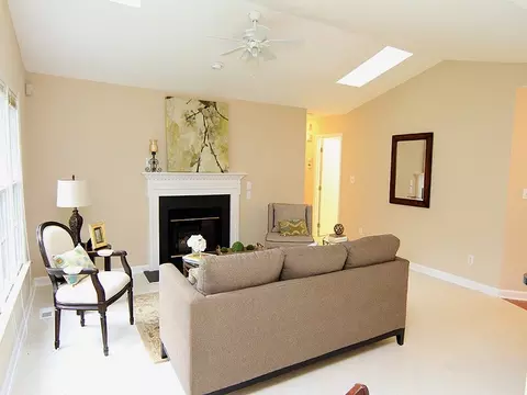 4205 Buchanan Dr, Durham, NC 27707 photo 3