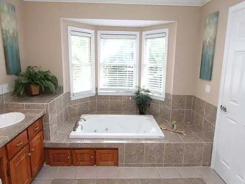 4100 Champaign Dr, Durham, NC 27707 photo 17