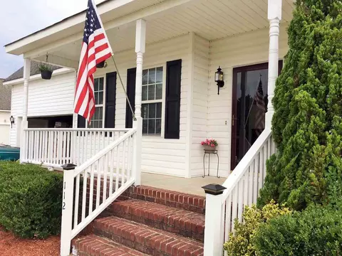 112 Heritage Dr, Smithfield, NC 27577 photo 2