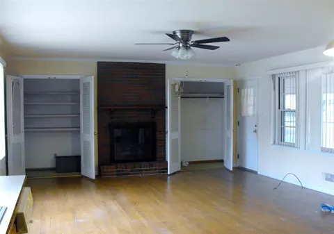 1413 Dellwood Dr, Raleigh, NC 27607 photo 2