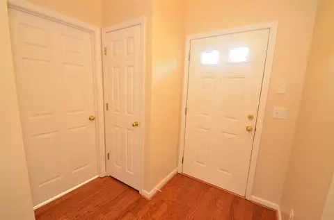 910 Cinnamon Dr, Durham, NC 27713 photo 4