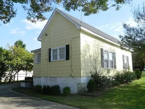 102 E J St, Erwin, NC 28339 photo 12
