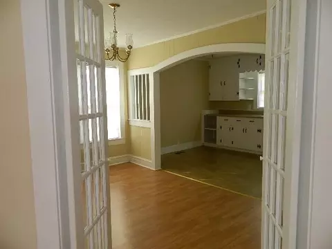 102 E J St, Erwin, NC 28339 photo 7