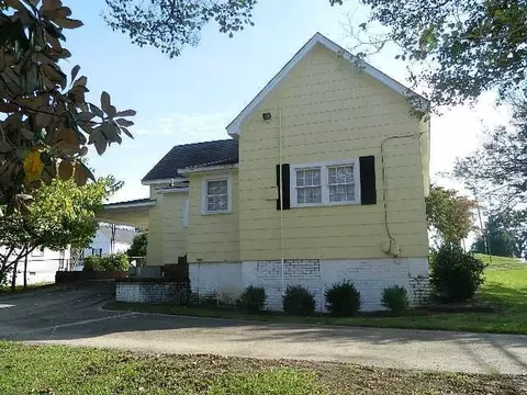 102 E J St, Erwin, NC 28339 photo 13