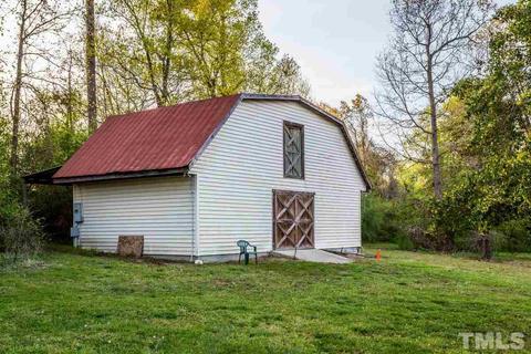 726 Denning Rd, Benson, NC 27504 photo 9