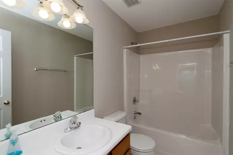 4105 Highbrook Trl, Raleigh, NC 27616 photo 15
