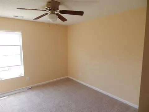 702 Pebblestone Dr, Durham, NC 27703 photo 11