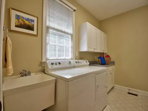 9 Middlesborough Ct, Durham, NC 27705 photo 8