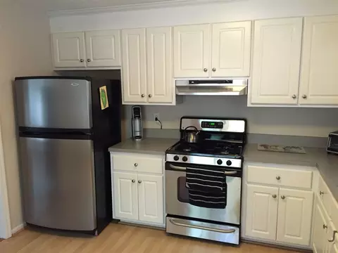 108 Clancy Cir, Cary, NC 27511 photo 9
