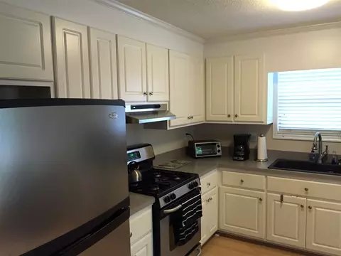 108 Clancy Cir, Cary, NC 27511 photo 6