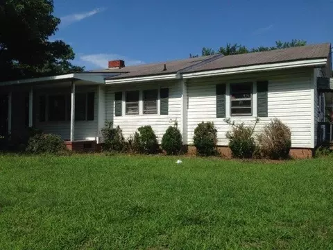 405 Spring Br, Dunn, NC 28334 photo 1