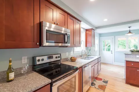 1113 Fairview St, Durham, NC 27707 photo 8