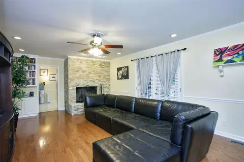 3829 Cole Mill Rd, Durham, NC 27712 photo 6