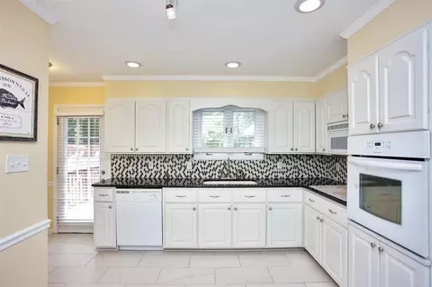 3829 Cole Mill Rd, Durham, NC 27712 photo 9