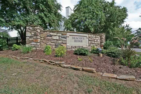 709 E Holding Ave, Wake Forest, NC 27587 photo 2