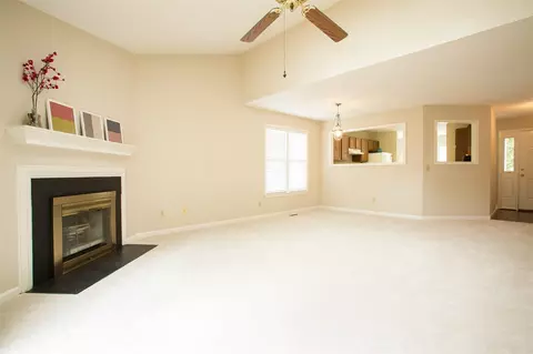 6 Applewood Sq, Durham, NC 27713 photo 9