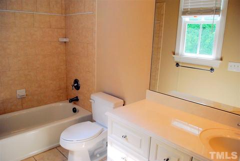 1 Fairwoods Dr, Durham, NC 27712 photo 17