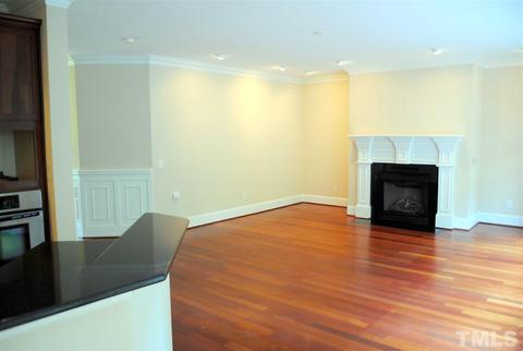 1 Fairwoods Dr, Durham, NC 27712 photo 7