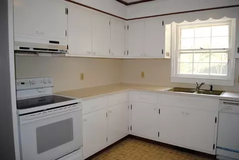 712 Chestnut Dr, Smithfield, NC 27577 photo 7