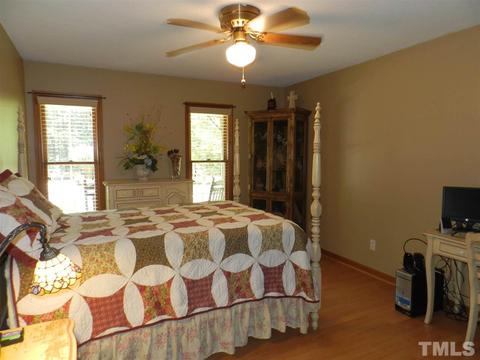310 Whithorne Dr, Garner, NC 27529 photo 9
